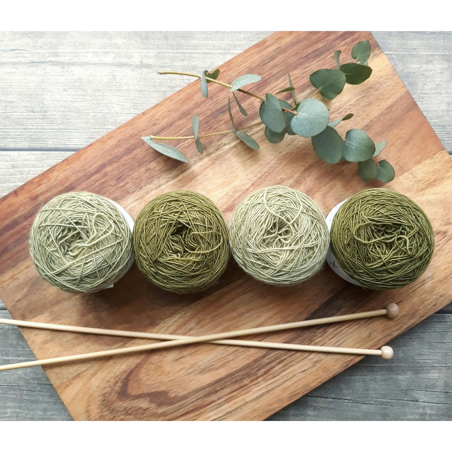 Free Knitting and Crochet Group with Cassidy Phillips