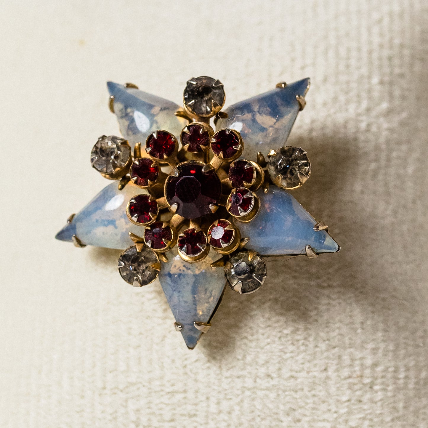 Vintage Starburst Rhinestone Brooch