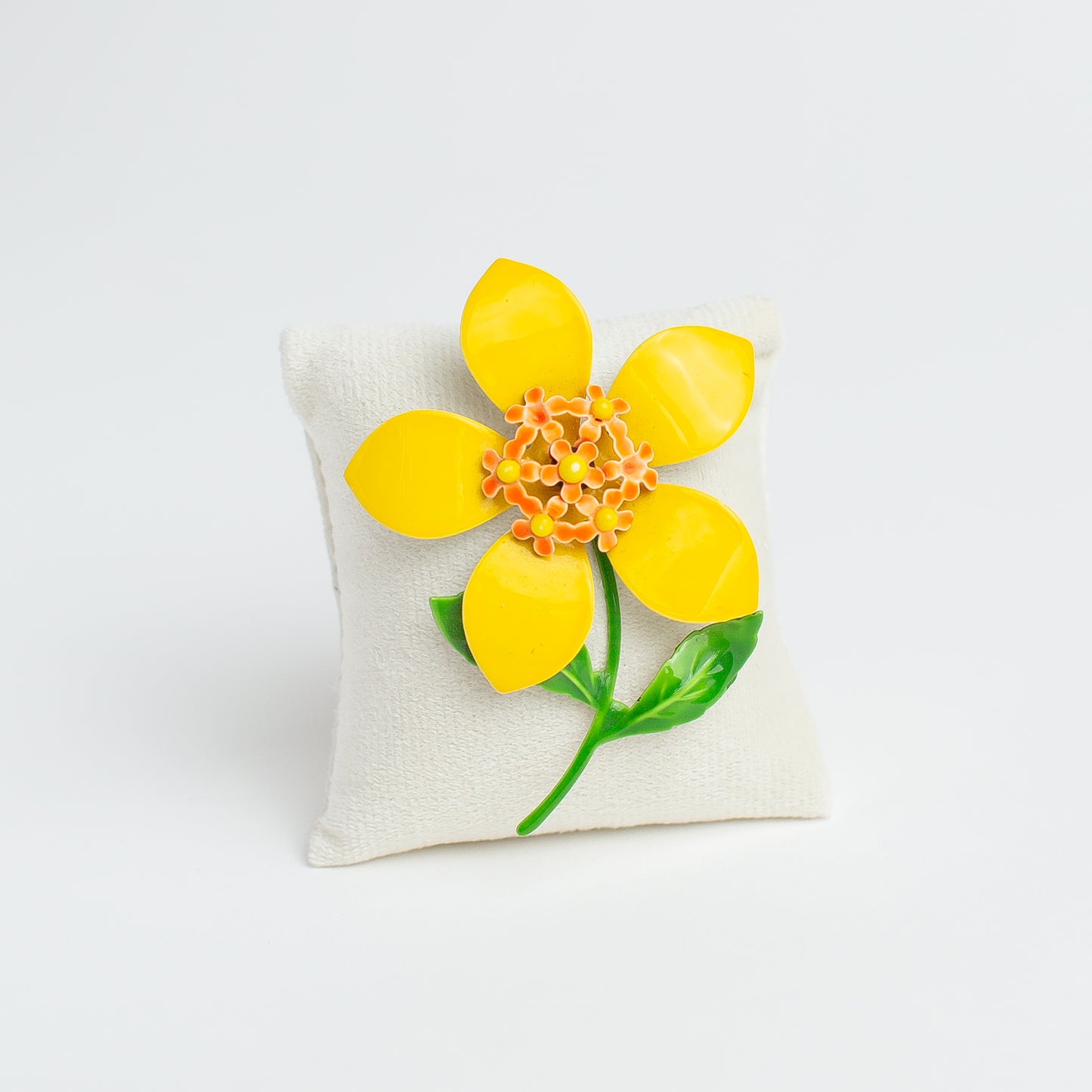 1960's Enameled Floral Brooch