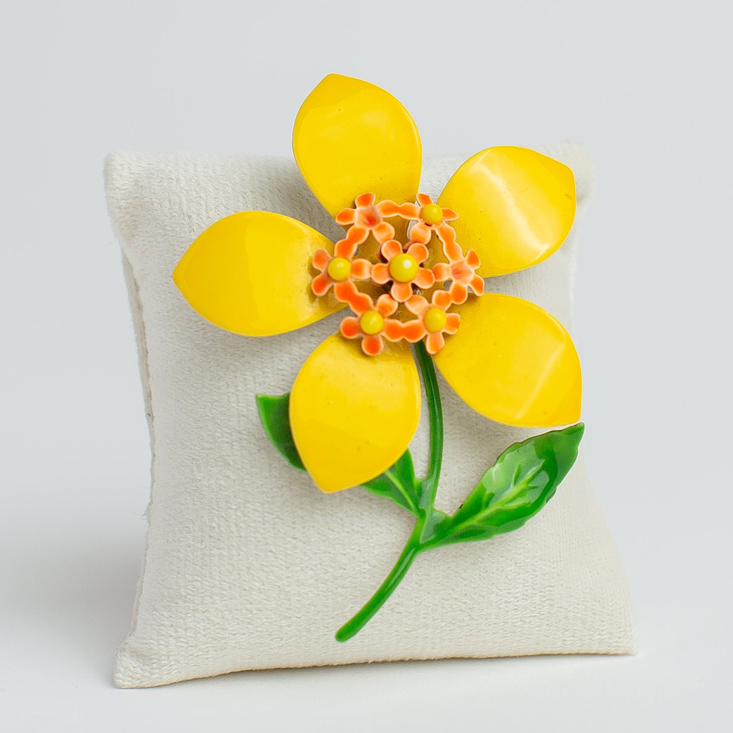 1960's Enameled Floral Brooch