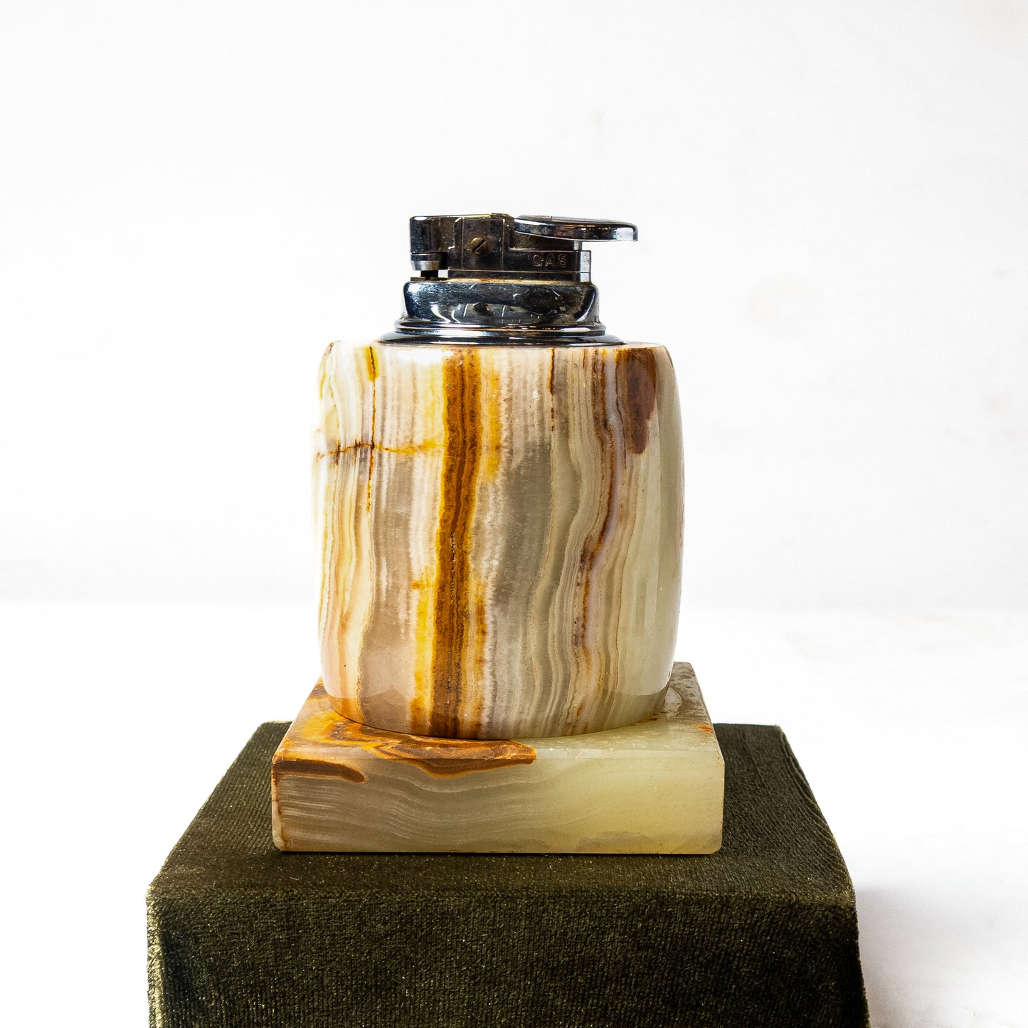 1960's Onyx Blitz Table Lighter with Ashtray Base