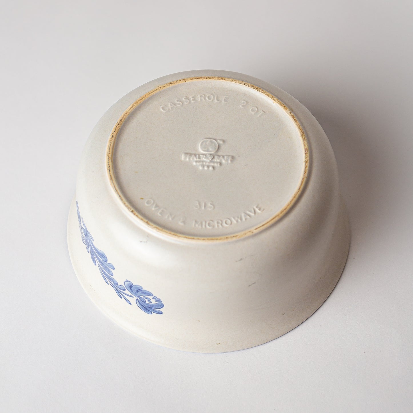 Pflatzgraff Yorktowne 2-Quart Casserole Dish