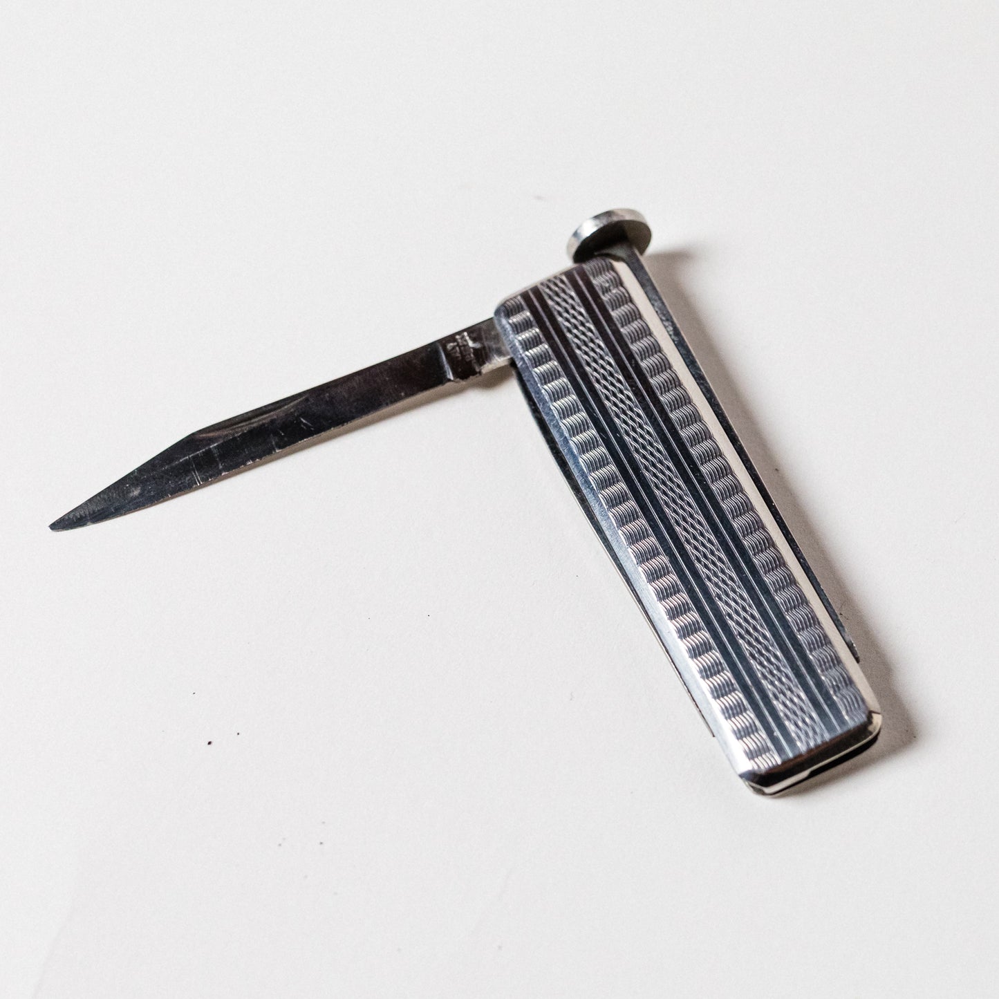 Vintage Italian-Made Pocket Knife with Pipe Tamper